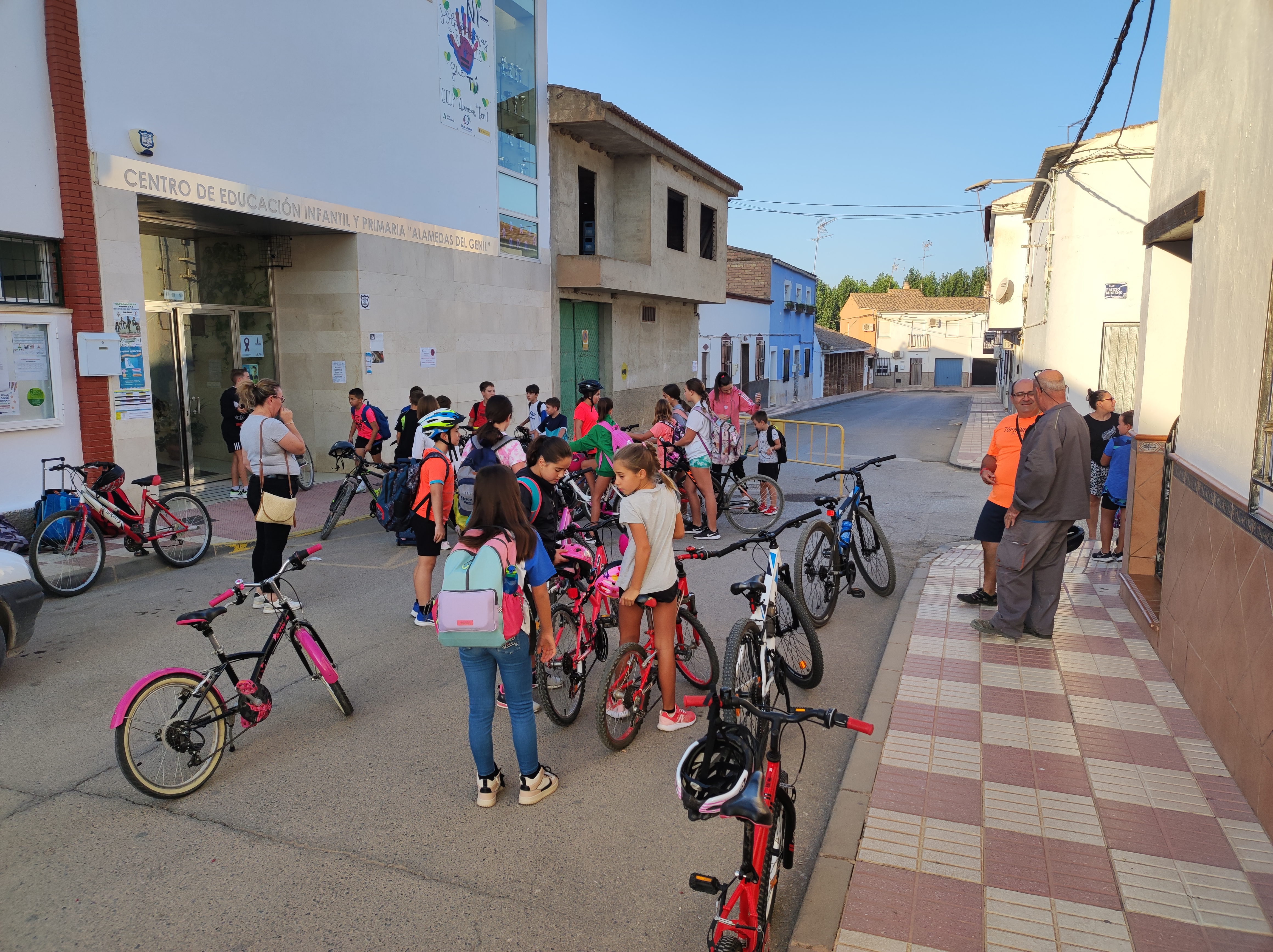 Llegando al Cole en bici
